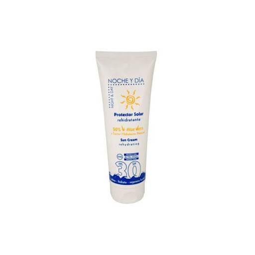 Noche y Dia Protector Solar SPF30 con Aloe Vera 250 ml